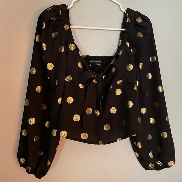 Urban Outfitters Tops - Urban Outfitters Black Gold Polka Dot Cropped Blouse Large